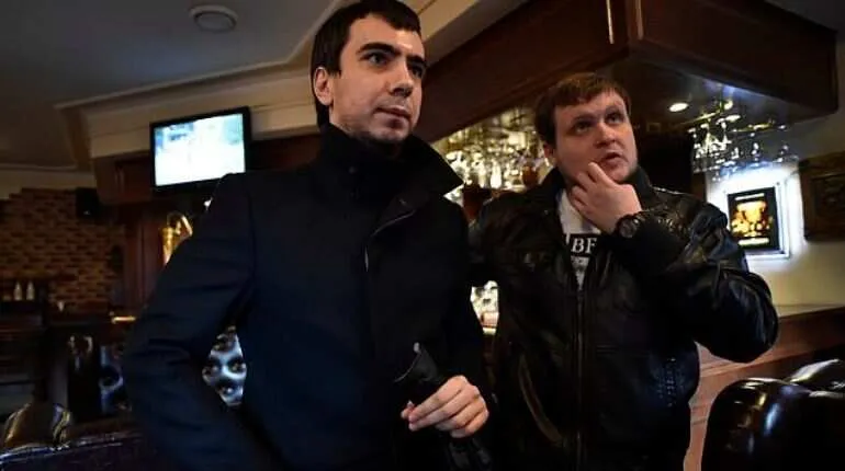 Alexei Stolyarov and Vladimir Kuznetsov